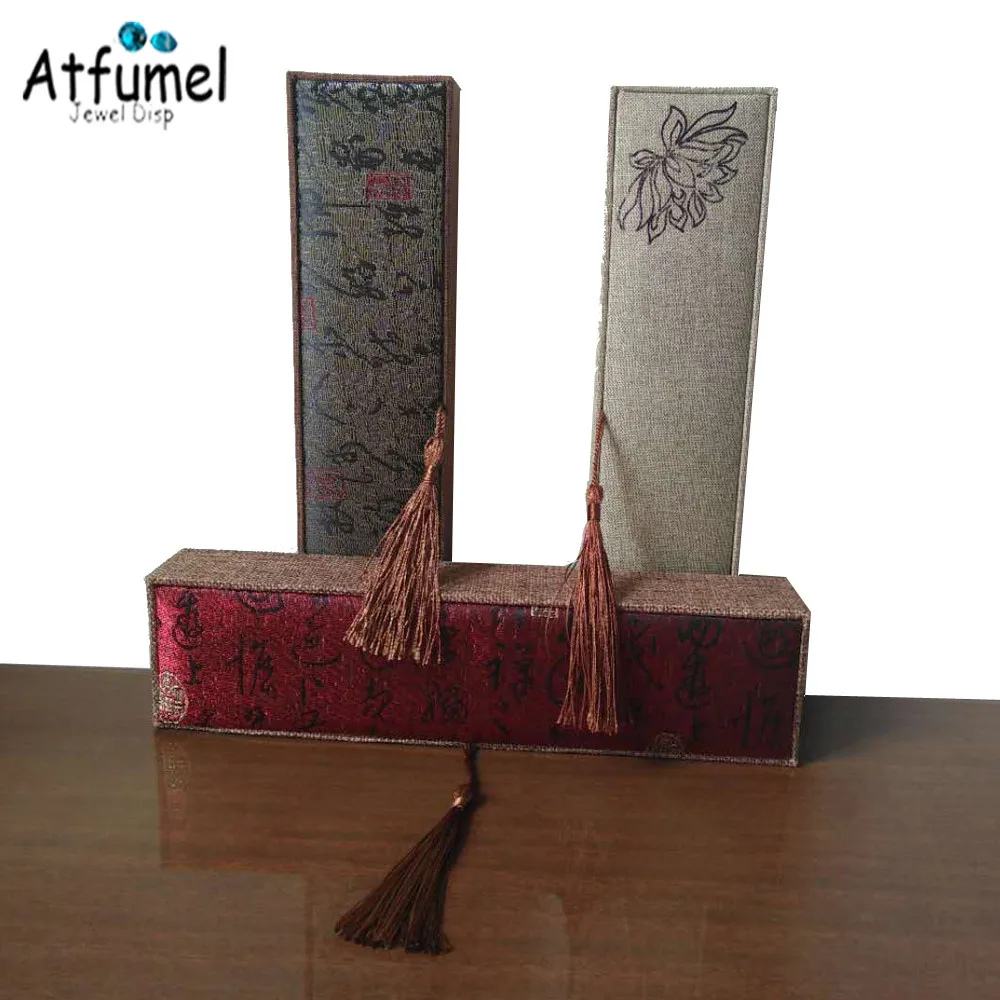 3Pcs Tassel Linen Necklace Jewelry Gift Box Retro Calligraphy Lotus Screen Pendant Bracelet Pear Chain Storage Box Wholesale
3Pcs Tassel Linen Necklace Jewelry Gift Box Retro Calligraphy Lotus Screen Pendant Bracelet Pear Chain Storage Box Wholesale