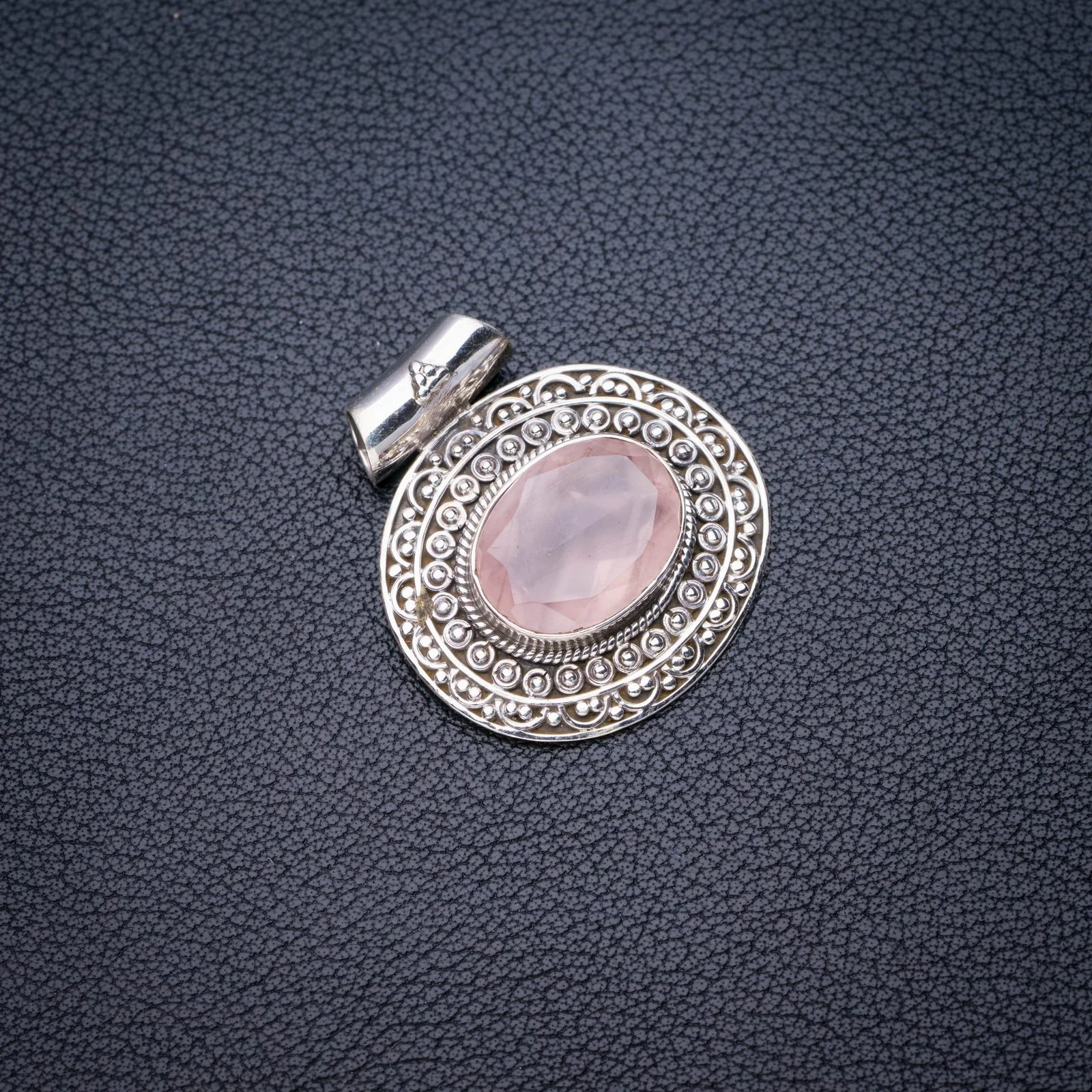 Fine Jewelry
Fine Jewelry