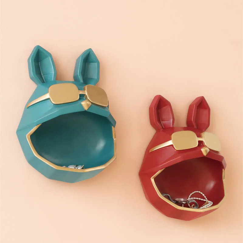 Wall Decoration Anime Statue Resin Art Handmade Cool Dog Storage Box Key Pearl Jewelry Decoration Office Decoration
Wall Decoration Anime Statue Resin Art Handmade Cool Dog Storage Box Key Pearl Jewelry Decoration Office Decoration