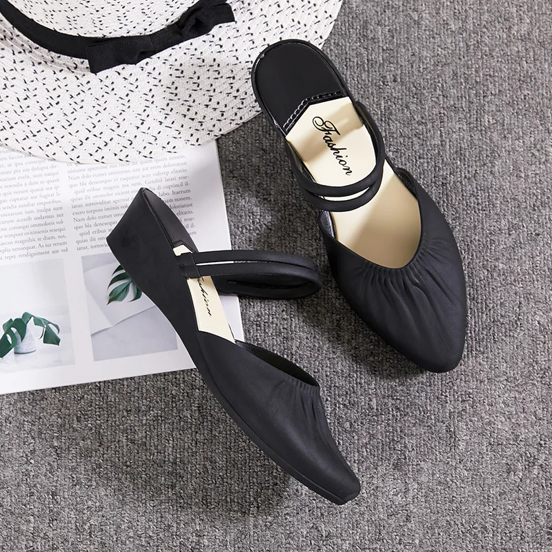 Sharp Slipper Woman Leisure Waterproof With Non-slip Beach Sandals Women Dual Purpose Soild Color Summer Shoes
Sharp Slipper Woman Leisure Waterproof With Non-slip Beach Sandals Women Dual Purpose Soild Color Summer Shoes