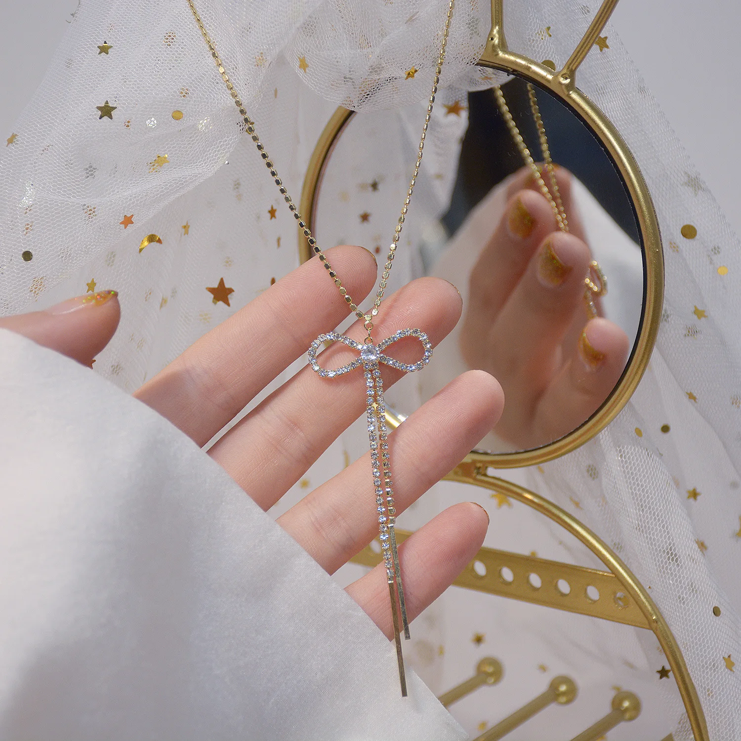 Ins Hot Sale 14K Real Gold Exquisite Short Necklace with Bow-knot Cubic Zircon for Women Daily Date Jewelry
Ins Hot Sale 14K Real Gold Exquisite Short Necklace with Bow-knot Cubic Zircon for Women Daily Date Jewelry