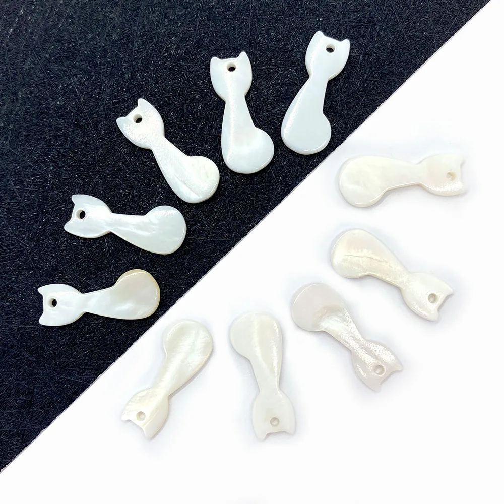 Natural Shell Pendant Jewelry Carved White Kitten Shape Shell Charm for DIY Jewelry Making Necklace Accessories Charm
Natural Shell Pendant Jewelry Carved White Kitten Shape Shell Charm for DIY Jewelry Making Necklace Accessories Charm