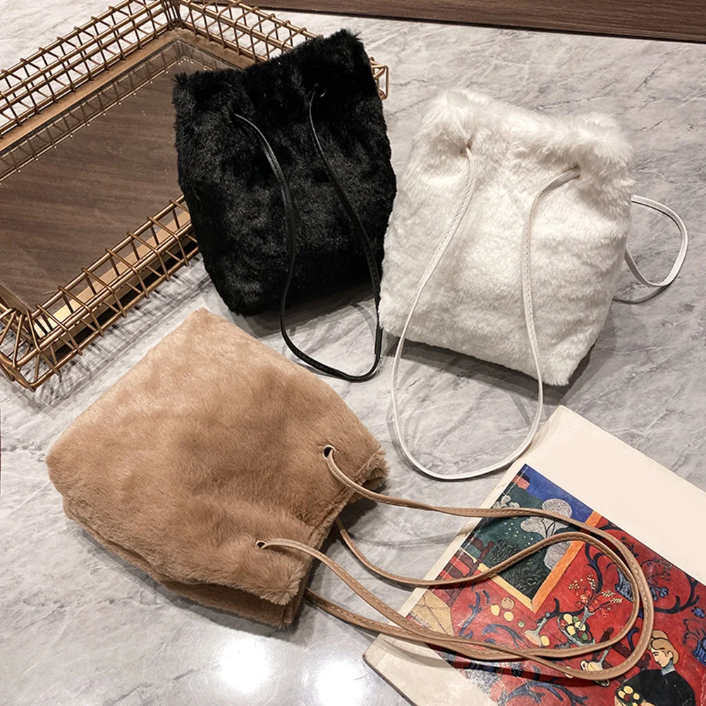 Fashion Solid Furry Bucket Shoulder Bag Women Plush Street Handbag Purse Ladies messenger bag dropshipping women's bag
Fashion Solid Furry Bucket Shoulder Bag Women Plush Street Handbag Purse Ladies messenger bag dropshipping women's bag