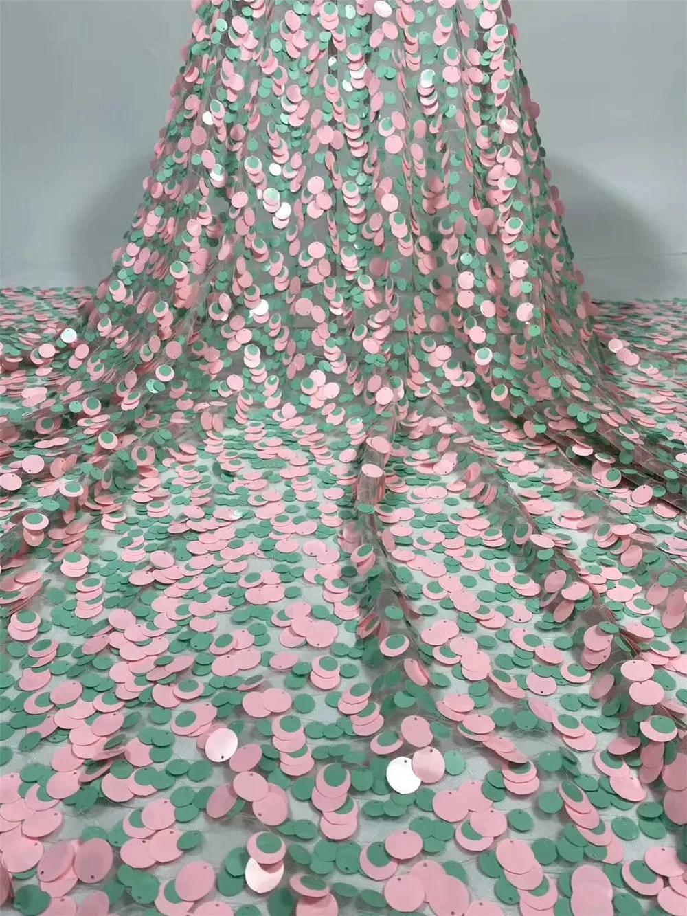 New African Lace Fabric French Lace Fabric 3D Circle Sequins Lace Beautiful For Important Occasions Women Wedding Party Dress AD
New African Lace Fabric French Lace Fabric 3D Circle Sequins Lace Beautiful For Important Occasions Women Wedding Party Dress AD