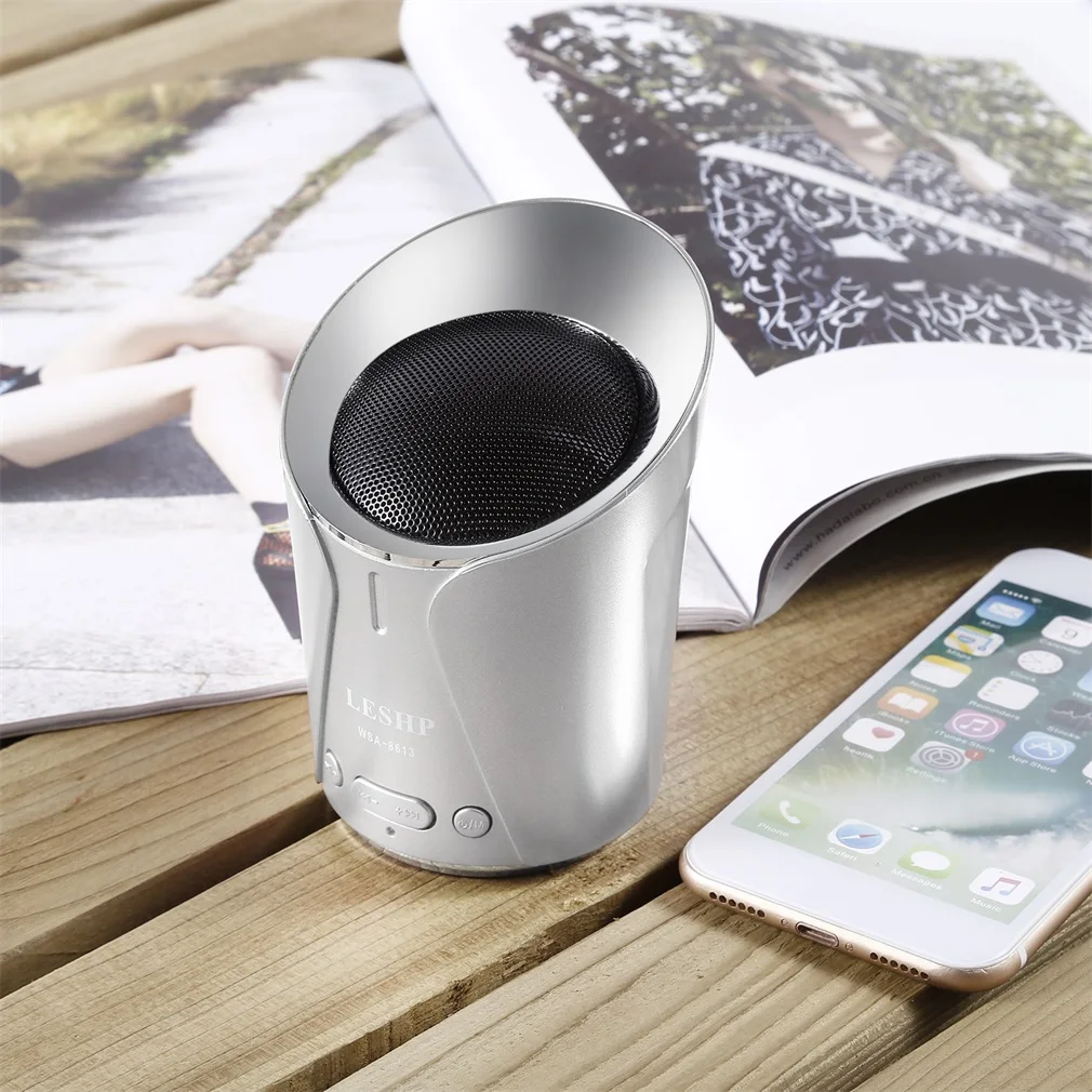 LESHP Portable Wireless Speaker FM Automatic Search TF Card Cycle Charge 3.5mm Input Terminals Hands-free Calls
LESHP Portable Wireless Speaker FM Automatic Search TF Card Cycle Charge 3.5mm Input Terminals Hands-free Calls