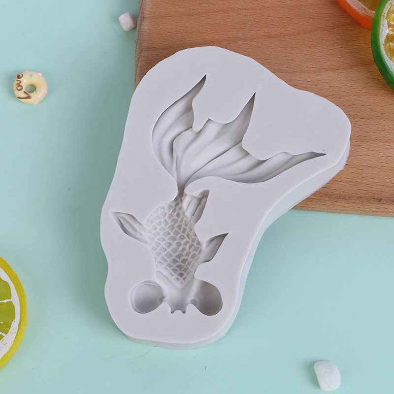 1Pc Gold Fish Resin Mold Transparent Silicone DIY Crafts Jewelry Epoxy Resin
1Pc Gold Fish Resin Mold Transparent Silicone DIY Crafts Jewelry Epoxy Resin