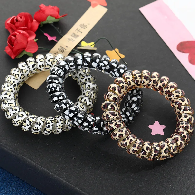 1Pcs Colorful Spiral Hair Ties Telephone Wire Line For Women Fashion Elastic Hair Bands Scrunchies Hair Ring Hair Accessories
1Pcs Colorful Spiral Hair Ties Telephone Wire Line For Women Fashion Elastic Hair Bands Scrunchies Hair Ring Hair Accessories