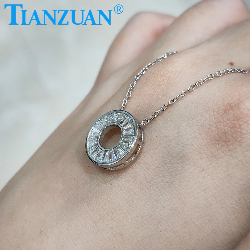 14mm disc shaped 925 silver white color moissanite Jewelry for Pendant Necklace
14mm disc shaped 925 silver white color moissanite Jewelry for Pendant Necklace