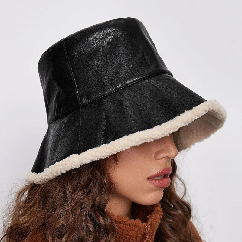 Winter Warm Soft Lamb Wool PU Bucket Hat for Men and Women Japanese Style Fisherman Caps
Winter Warm Soft Lamb Wool PU Bucket Hat for Men and Women Japanese Style Fisherman Caps