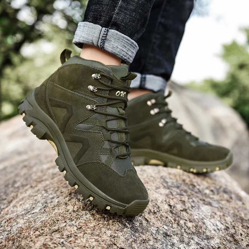 Trendy classic men's ankle boots wearable hiking shoes cow suede men's boots comfortable walking sneakers men's tactical shoes
Trendy classic men's ankle boots wearable hiking shoes cow suede men's boots comfortable walking sneakers men's tactical shoes