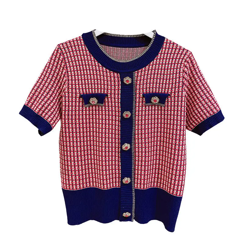 2021 spring new retro small fragrance slim fitting short sleeve round neck Plaid t-shirt female
2021 spring new retro small fragrance slim fitting short sleeve round neck Plaid t-shirt female