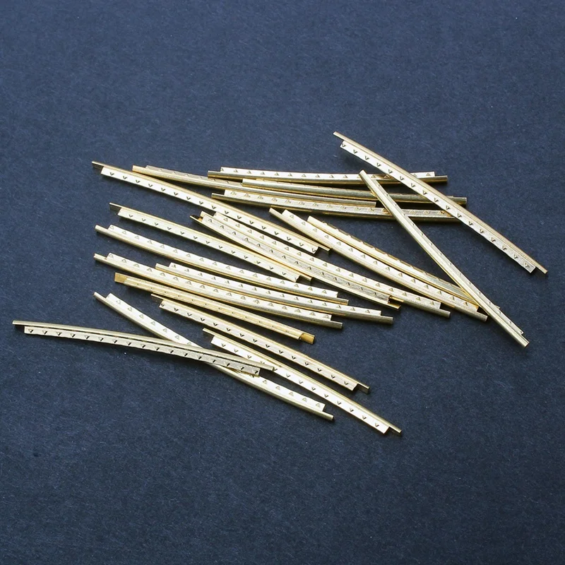 20Pcs/ Set Classical Acoustic Guitar Fret Wire Copper 20 Fingerboard Frets 2.0mm for Acoustic Guitar Parts
20Pcs/ Set Classical Acoustic Guitar Fret Wire Copper 20 Fingerboard Frets 2.0mm for Acoustic Guitar Parts