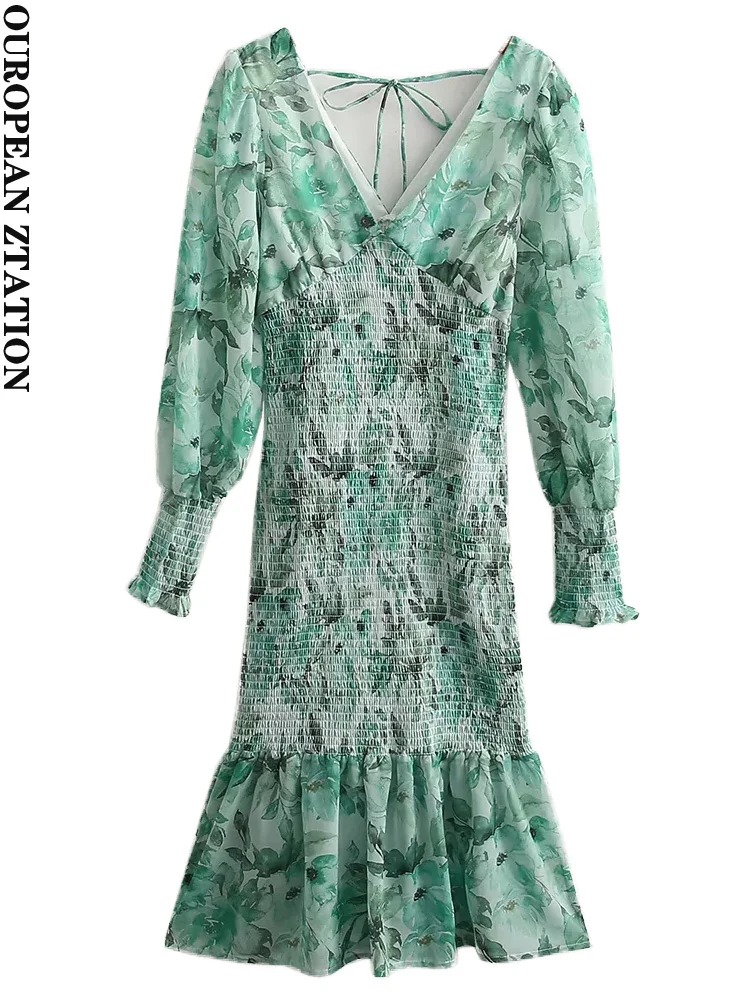 Women 2022 za fashion new floral print smocked ruffled fit hip dress vintage v neckline puff sleeve female dresses mujer
Women 2022 za fashion new floral print smocked ruffled fit hip dress vintage v neckline puff sleeve female dresses mujer