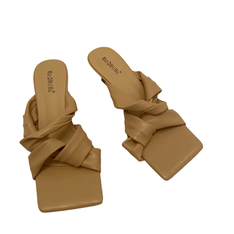 High-Heeled Shoes Lady Ladies' Slippers Square Toe Slipers Women Low Luxury Slides 2021 Summer Thin Designer Rome Basic Fashion
High-Heeled Shoes Lady Ladies' Slippers Square Toe Slipers Women Low Luxury Slides 2021 Summer Thin Designer Rome Basic Fashion