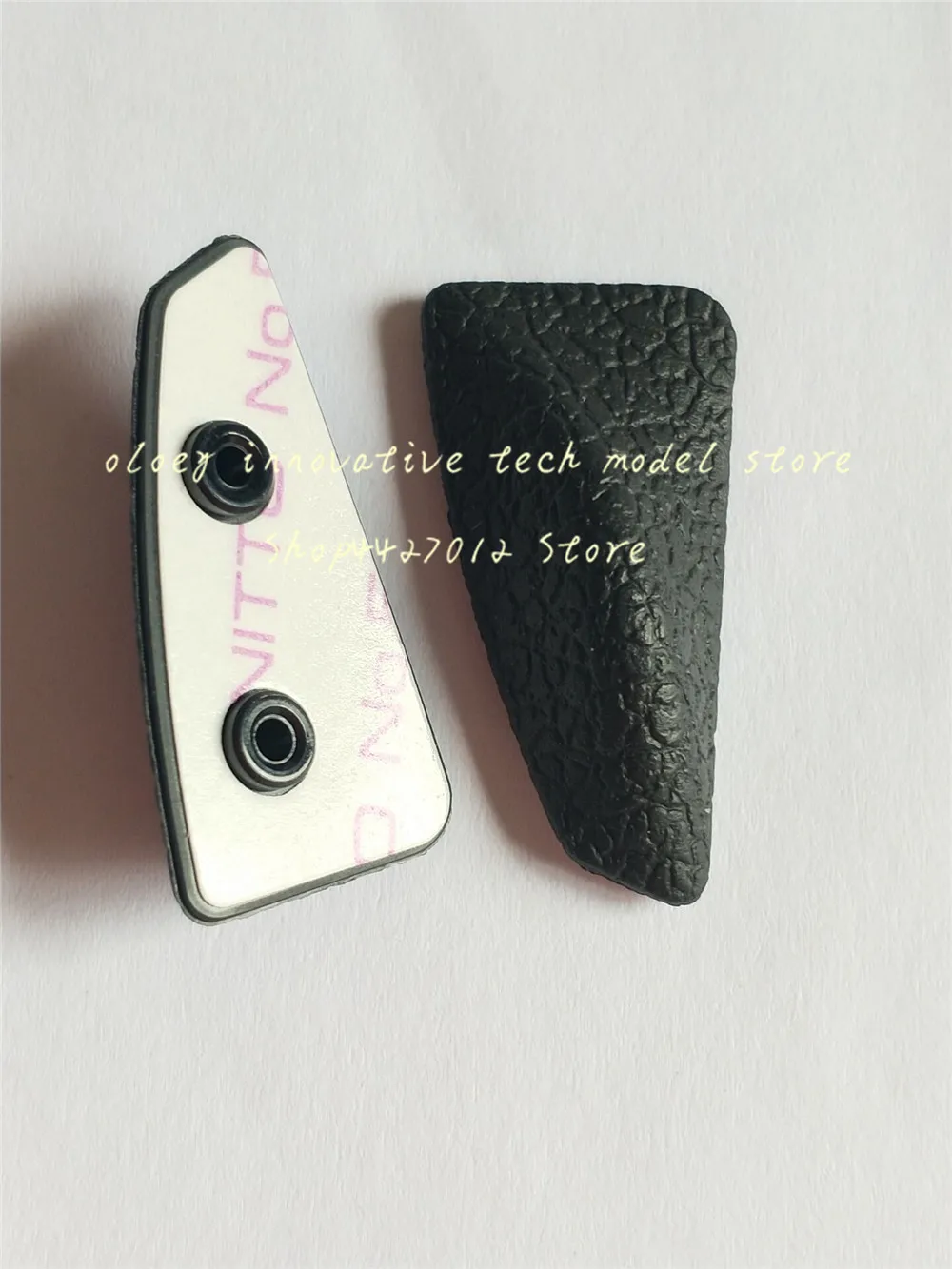 NEW Original Back Cover Thumb Rubber Rear Triangle Rubber Cover For Nikon D4S 1132N Camera Repair Part
NEW Original Back Cover Thumb Rubber Rear Triangle Rubber Cover For Nikon D4S 1132N Camera Repair Part