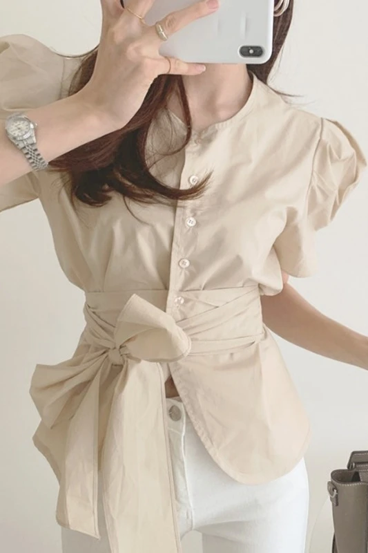 SuperAen Korea Chic Summer Fashion Temperament Round Neck Single-breasted Lace-up Puff Sleeve Shirt Blouse Women
SuperAen Korea Chic Summer Fashion Temperament Round Neck Single-breasted Lace-up Puff Sleeve Shirt Blouse Women