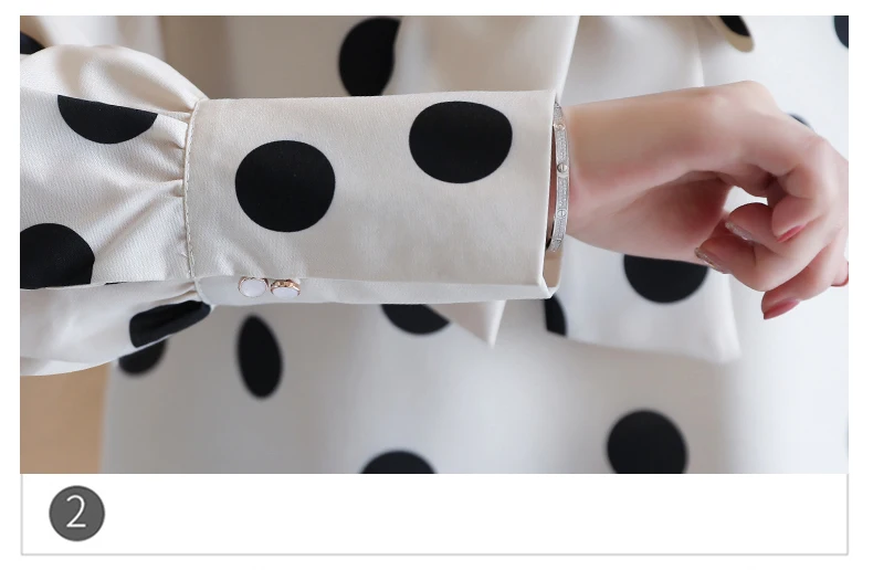 Autumn 2020 Women Tops Polka Dot Printed Chiffon Shirt with Long Sleeves Loose Blouse Shirts White vintage Chiffon Shirts 937C
Autumn 2020 Women Tops Polka Dot Printed Chiffon Shirt with Long Sleeves Loose Blouse Shirts White vintage Chiffon Shirts 937C