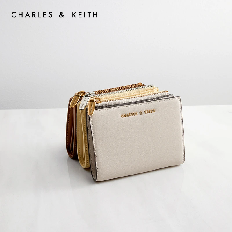 CHARLES&KEITH New Arrival for Spring 2021CK6-10680907Women's wallet Fashion and simple Short wallet with multiple card slots
CHARLES&KEITH New Arrival for Spring 2021CK6-10680907Women's wallet Fashion and simple Short wallet with multiple card slots