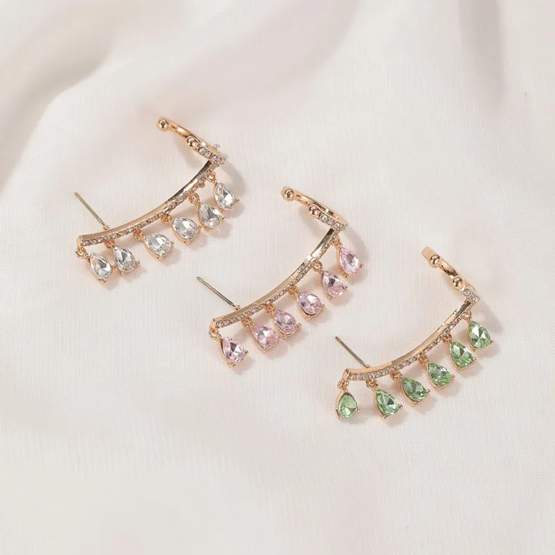 3 Color 1Pcs Stud Earrings for Women Jewelry Fashion Korea Valentine's Day Gift Unusual Color Earrings Factory Price CZ
3 Color 1Pcs Stud Earrings for Women Jewelry Fashion Korea Valentine's Day Gift Unusual Color Earrings Factory Price CZ