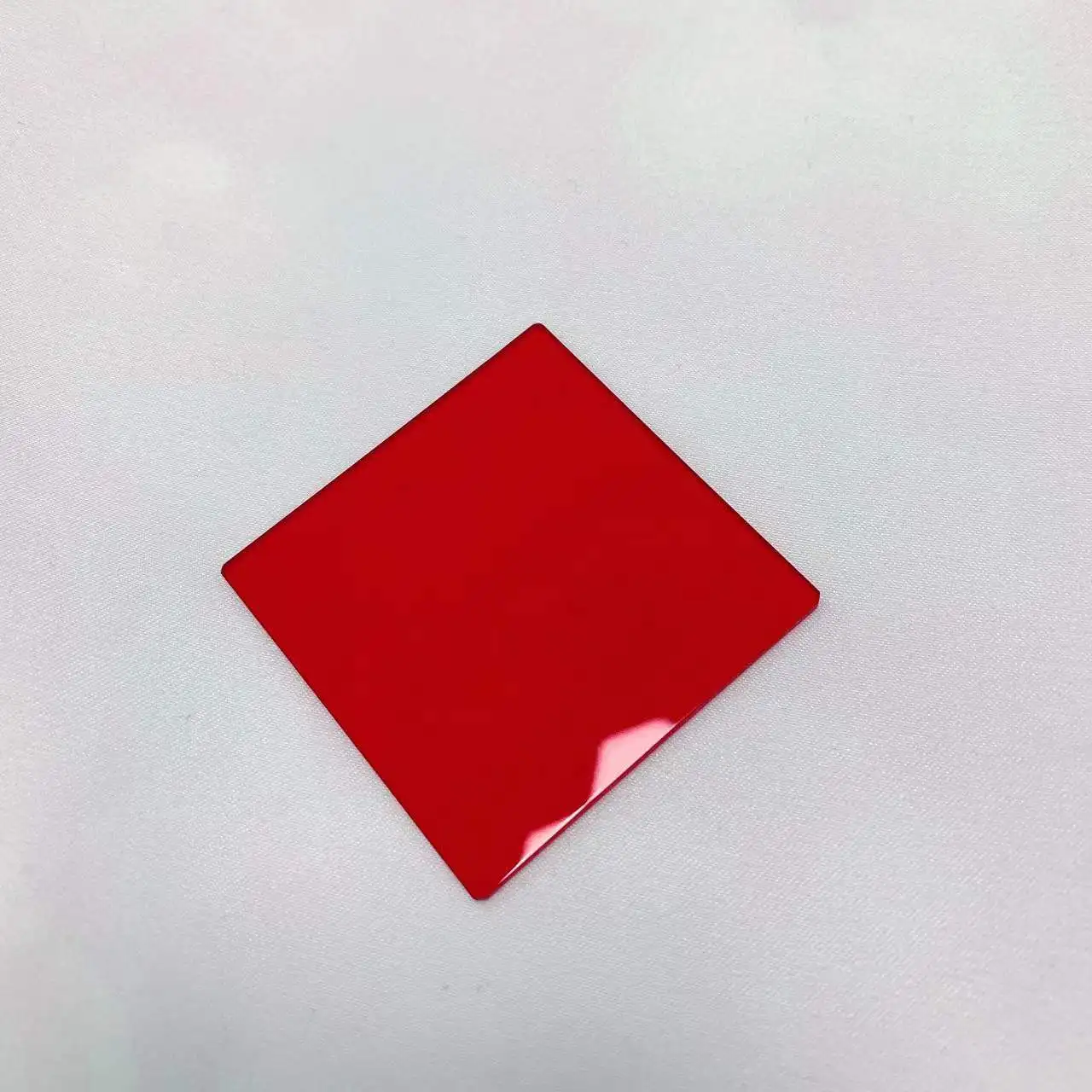 Multiple Size Square UV Cut And 600nm IR Longpass Filter Light Red Optical Glass Type HB600 R-60
Multiple Size Square UV Cut And 600nm IR Longpass Filter Light Red Optical Glass Type HB600 R-60