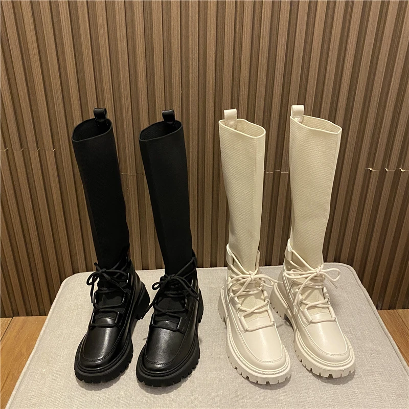 Autumn Winter Black Short Boots New Women's Shoes 2021 INS Platform Boots for Women Chunky Heels Stretch Fabric Botas De Mujer
Autumn Winter Black Short Boots New Women's Shoes 2021 INS Platform Boots for Women Chunky Heels Stretch Fabric Botas De Mujer