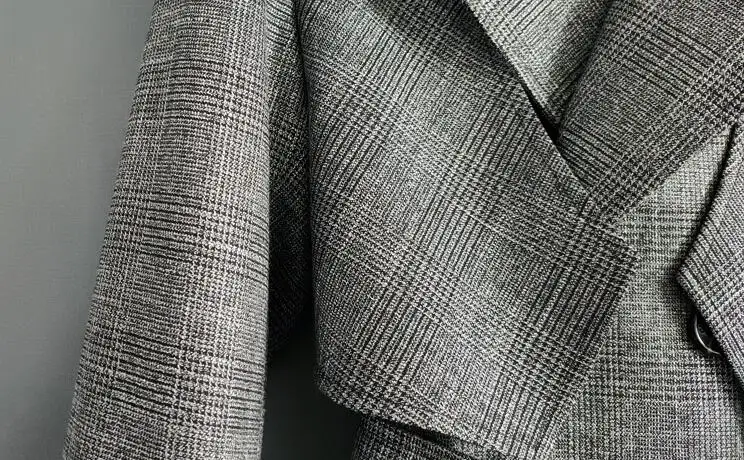 Windbreaker men's trench coats over-the-knee spring and autumn new business fashion double-row plaid clothes 
Windbreaker men's trench coats over-the-knee spring and autumn new business fashion double-row plaid clothes