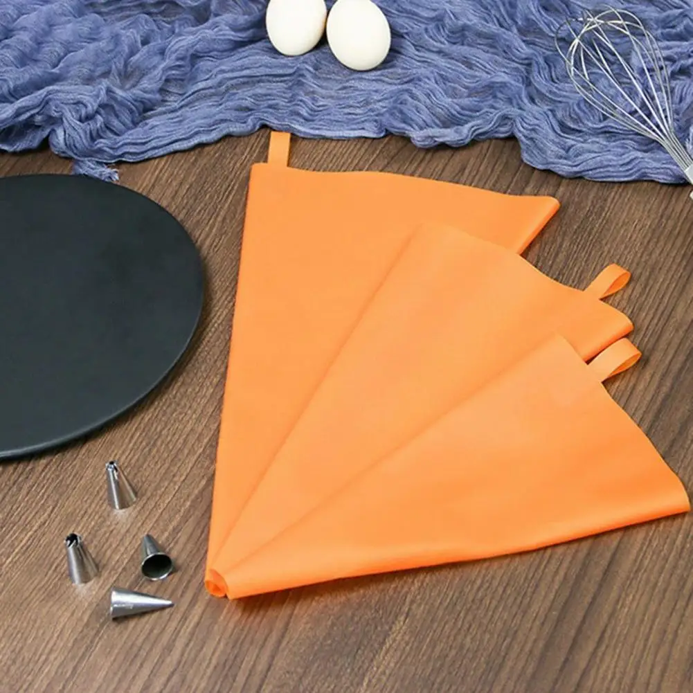 Silicone Pastry Bag Elastic Easy to Use Resilient Eco-friendly Piping Bag for Home
Silicone Pastry Bag Elastic Easy to Use Resilient Eco-friendly Piping Bag for Home