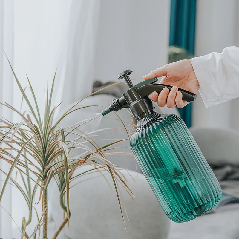 2000ml Gardening Tools Plant Spray Kettle Striped Design Watering Can Sprinkler Sprayer Watering Can For Flower Waterers Bottle
2000ml Gardening Tools Plant Spray Kettle Striped Design Watering Can Sprinkler Sprayer Watering Can For Flower Waterers Bottle