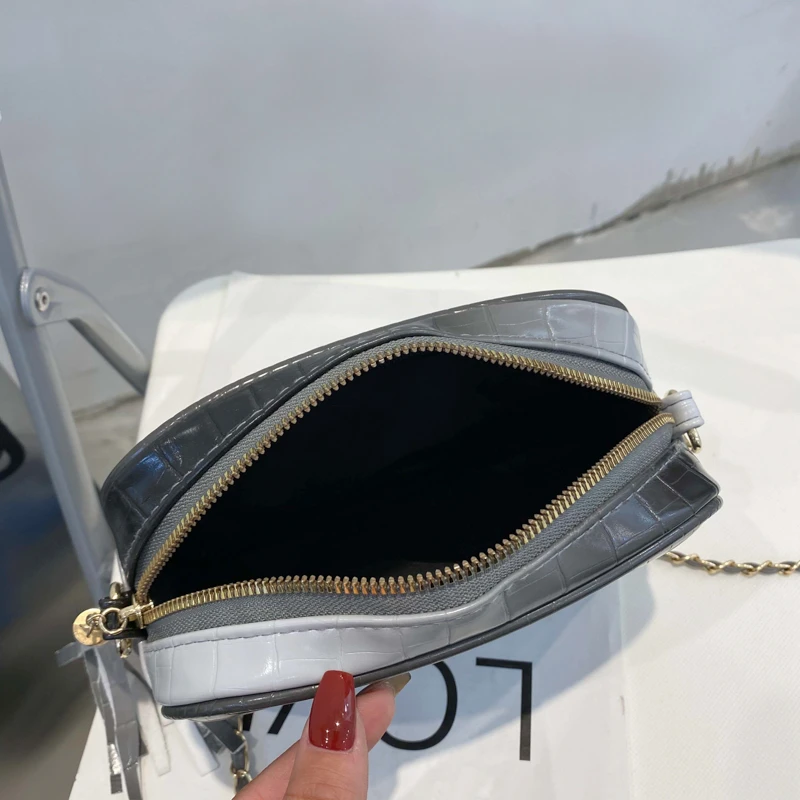 2021 Fashion Crocodile Shoulder Bags for Women Designer Tassel Chain Mini Handbag High Quality Soft PU Leather Crossbody Bags
2021 Fashion Crocodile Shoulder Bags for Women Designer Tassel Chain Mini Handbag High Quality Soft PU Leather Crossbody Bags