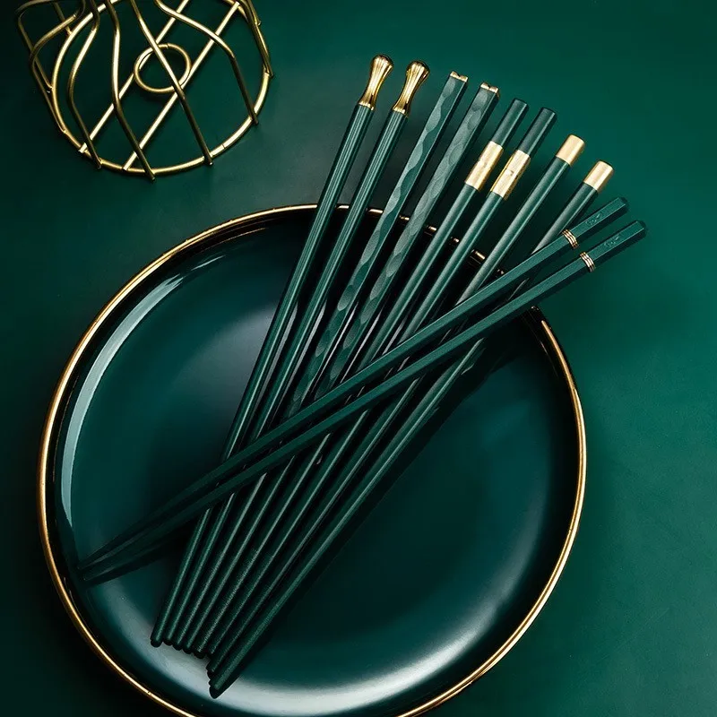 Chinese Japanese Chopsticks For Eating Reusable Metal Korean Cooking Chopsticks Set Stainless Steel Alloy Sushi Sticks
Chinese Japanese Chopsticks For Eating Reusable Metal Korean Cooking Chopsticks Set Stainless Steel Alloy Sushi Sticks