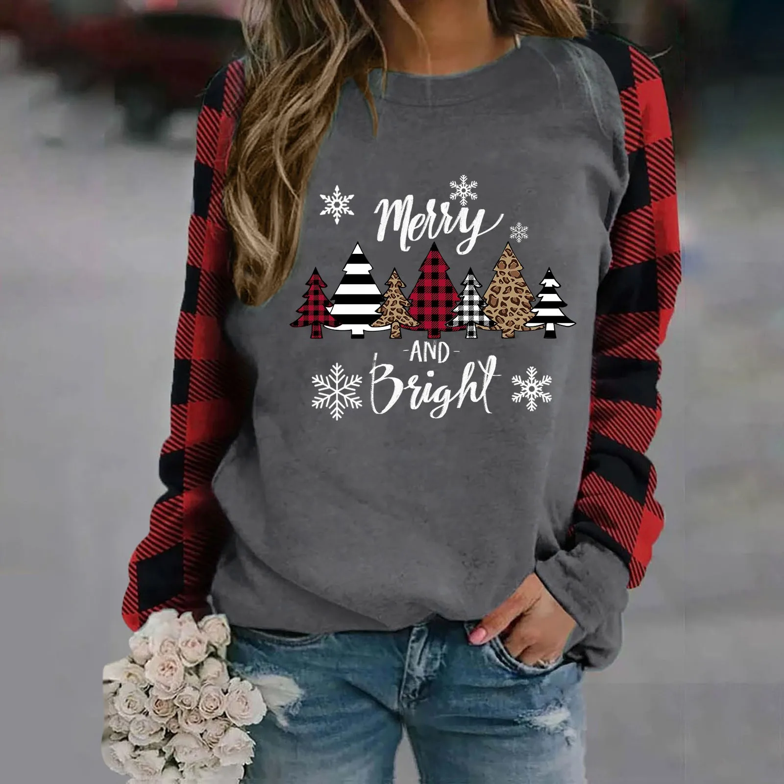 Y2k Christmas Print Plus Size Sweater Women O-neck Plaid Stitching Letters Christmas Tree Print Sweatershirt T-shirt Blouse Top
Y2k Christmas Print Plus Size Sweater Women O-neck Plaid Stitching Letters Christmas Tree Print Sweatershirt T-shirt Blouse Top