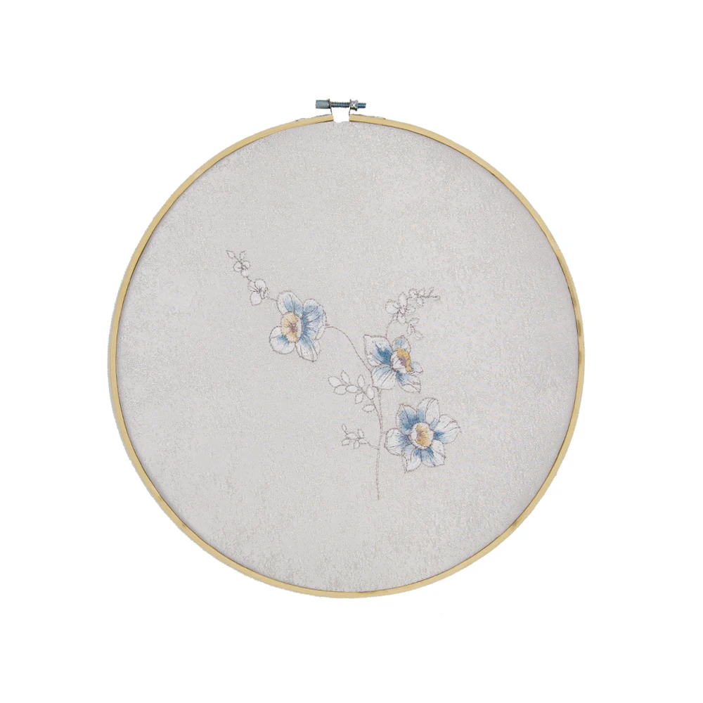 Two pieces handmade wall desk decorations home shop bar wedding scene ornaments Exquisite satin embroidered blue flower No.QY011
Two pieces handmade wall desk decorations home shop bar wedding scene ornaments Exquisite satin embroidered blue flower No.QY011