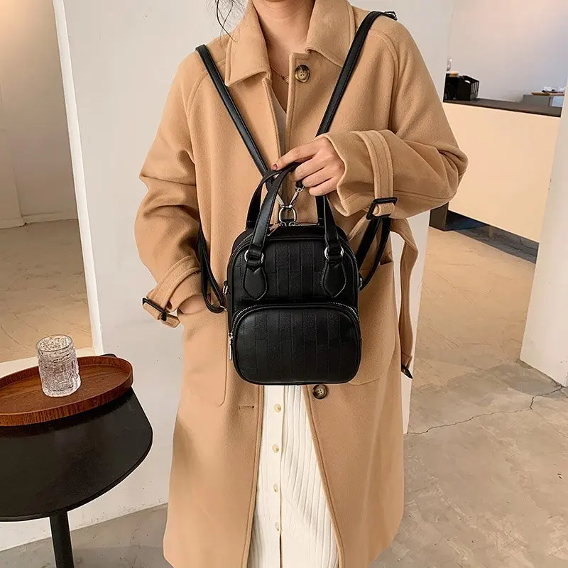 Female Thread Backpacks Women PU Leather Rucksack Solid Travel Crossbody Bag Simple Shoulder Bags Small Mochila For Girls XA757H
Female Thread Backpacks Women PU Leather Rucksack Solid Travel Crossbody Bag Simple Shoulder Bags Small Mochila For Girls XA757H