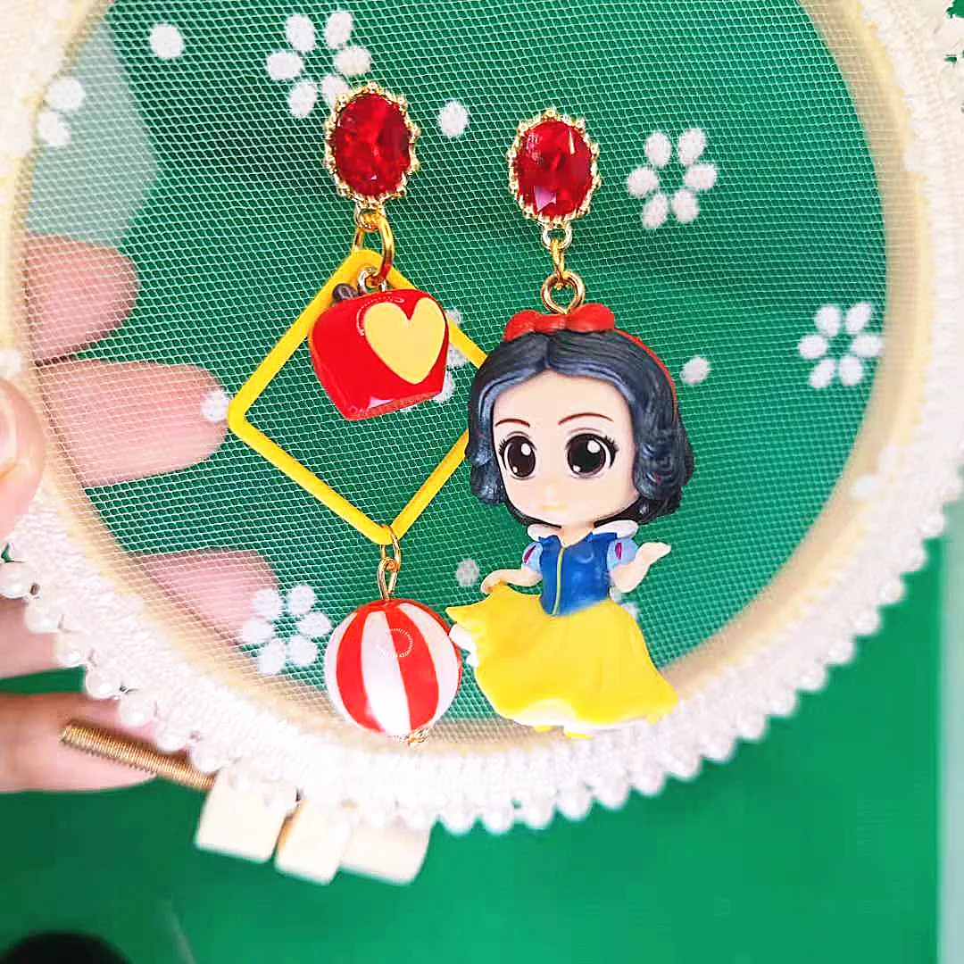 Disney Princess Cinderella Cartoon Cute Ariel Dangle Earrings Asymmetry Plastic Snow White Ear Drops Anime Belle Ear Drops
Disney Princess Cinderella Cartoon Cute Ariel Dangle Earrings Asymmetry Plastic Snow White Ear Drops Anime Belle Ear Drops