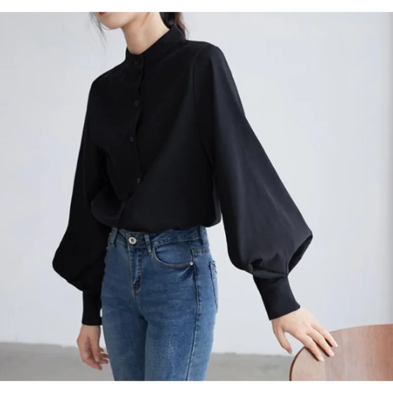 2020 autumn new stand collar single-breasted elegant lantern sleeve all-match casual shirt Woman WN*
2020 autumn new stand collar single-breasted elegant lantern sleeve all-match casual shirt Woman WN*