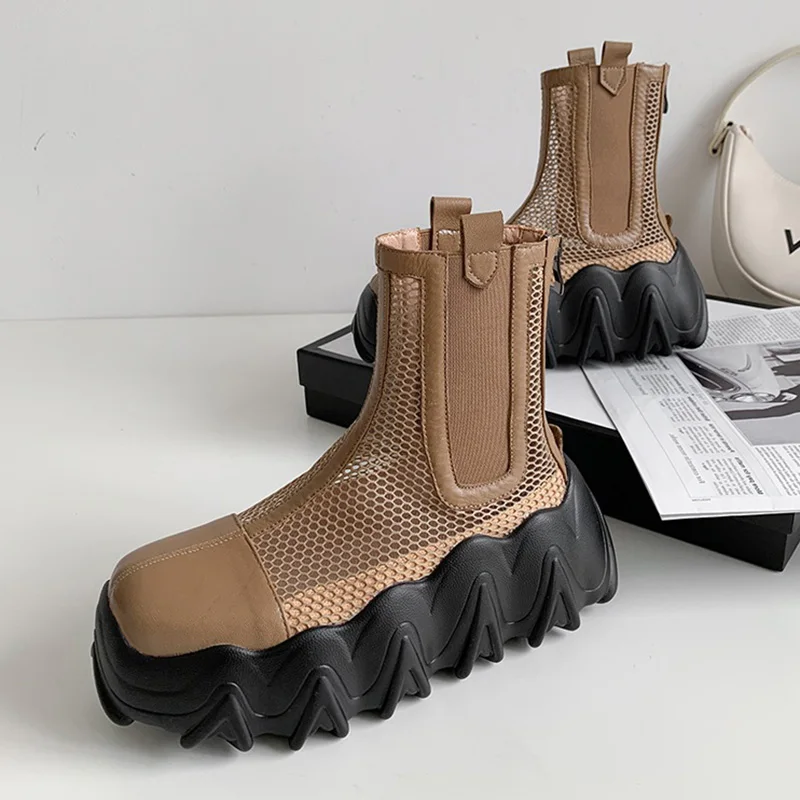 Summer Cow Leather Breathable Womens Platform Boots Harajuku Chunky Heel Ladies Summer Shoes Thick Bottom Zipper Street Style
Summer Cow Leather Breathable Womens Platform Boots Harajuku Chunky Heel Ladies Summer Shoes Thick Bottom Zipper Street Style