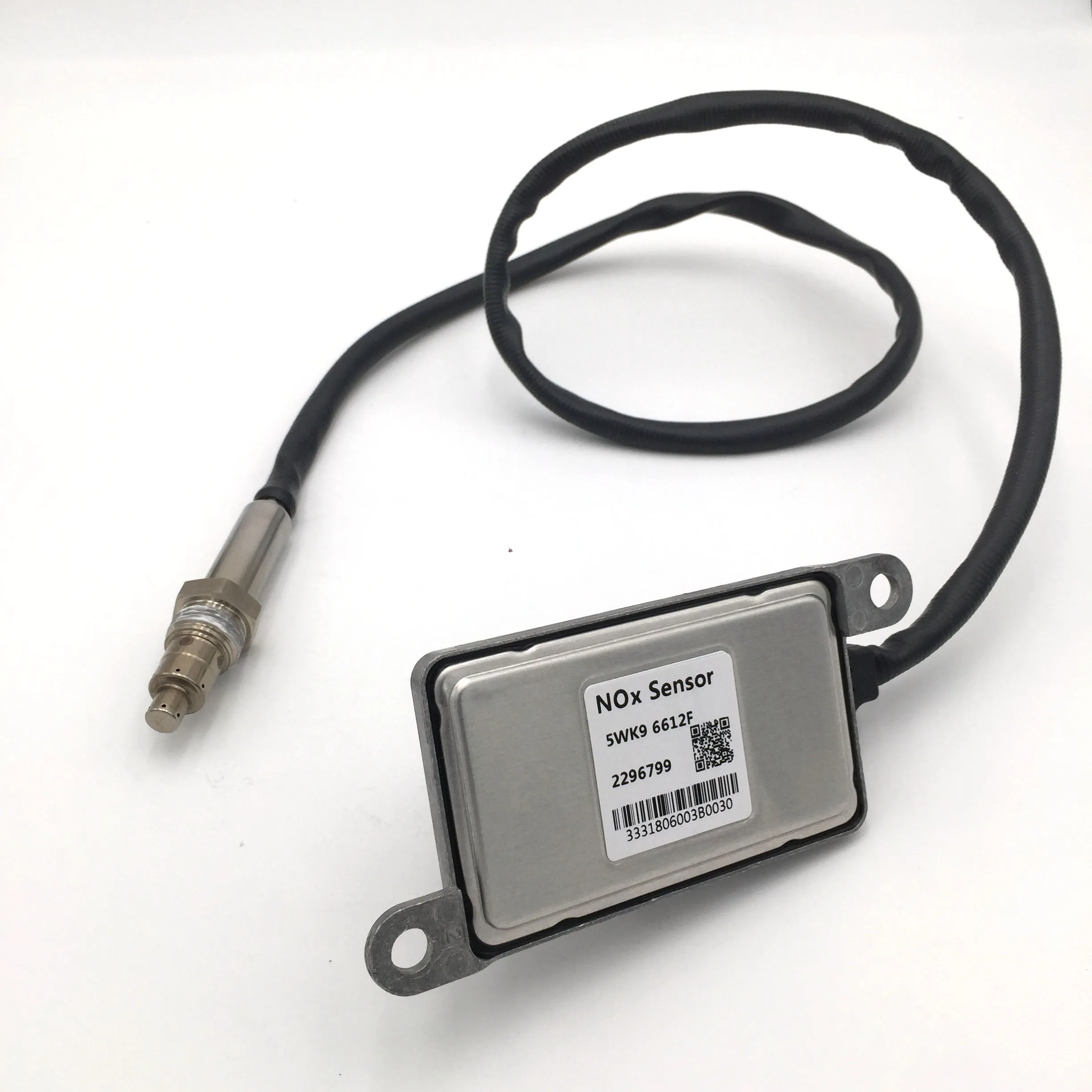 Truck Auto Parts NOx Sensor 5WK9 6612F 2296799/1872080/2247379 Nitrogen oxide sensor SCR sensor
Truck Auto Parts NOx Sensor 5WK9 6612F 2296799/1872080/2247379 Nitrogen oxide sensor SCR sensor