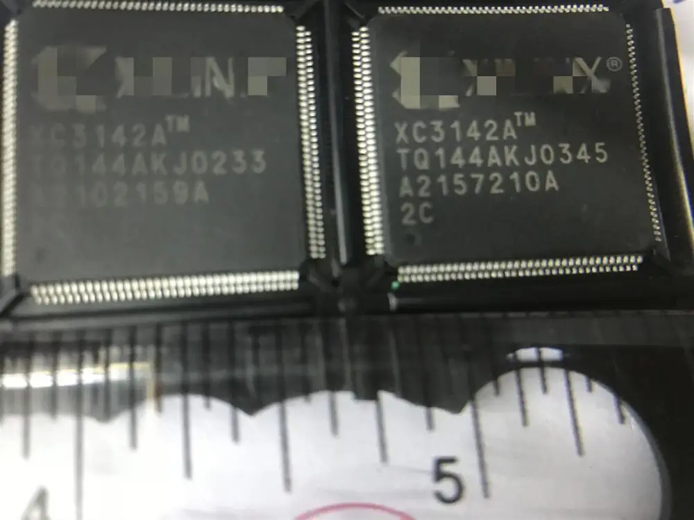 XC3142 XC3142A XC3142ATQ144AKJ-2C XC3142ATQ144 XC3142ATQ144-2c может заменить XC3142ATQG144 XC3142ATQ144-3 XC3142ATQ144-4 Новый