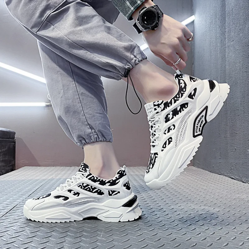 Men's shoes spring shoes men's Korean version of the trend of casual shoes men's all-match sports old fashion shoes
Men's shoes spring shoes men's Korean version of the trend of casual shoes men's all-match sports old fashion shoes