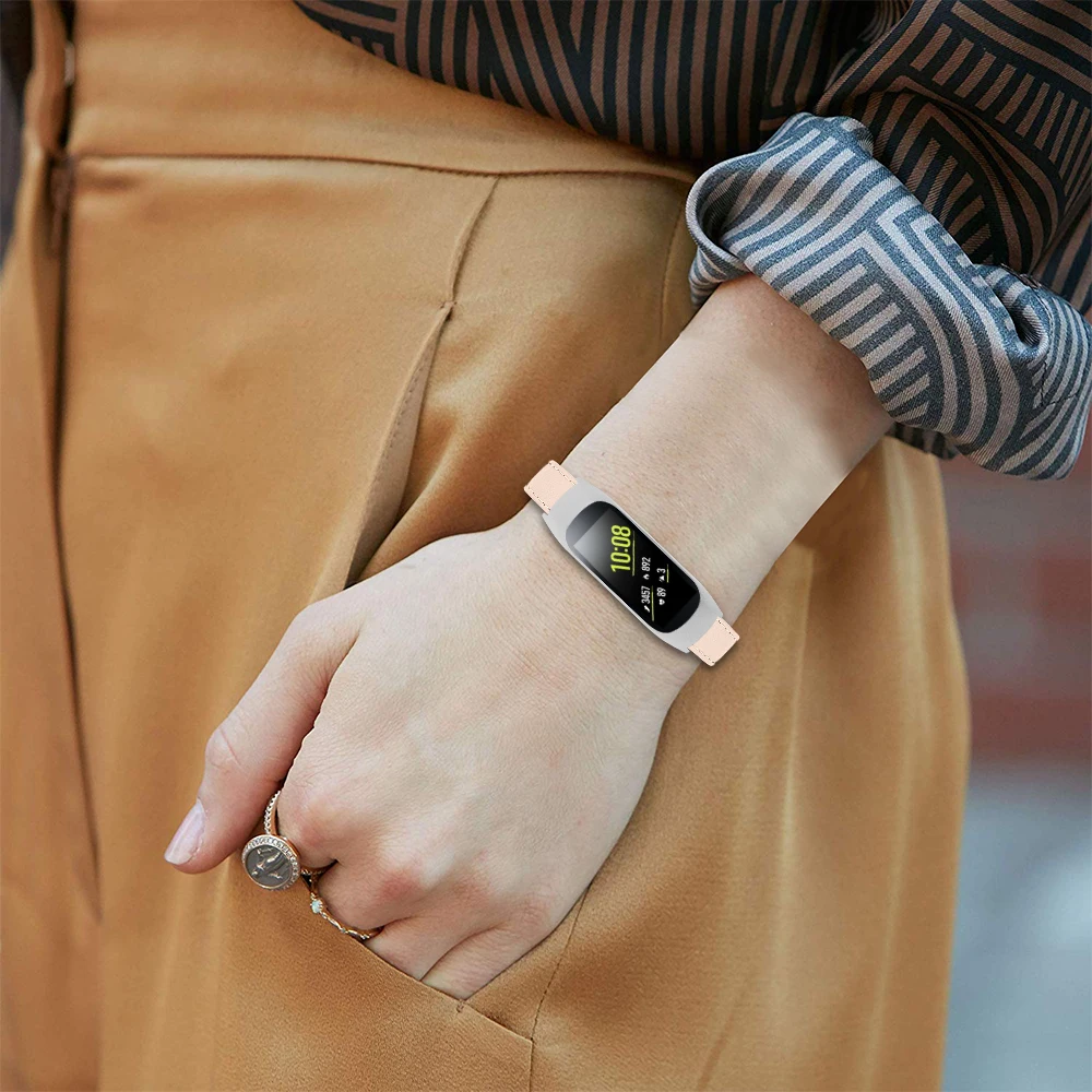 New fashion Leather strap for Samsung Galaxy fit-e SM-R375 watch straps with real leather frame strap replacement watch straps
New fashion Leather strap for Samsung Galaxy fit-e SM-R375 watch straps with real leather frame strap replacement watch straps