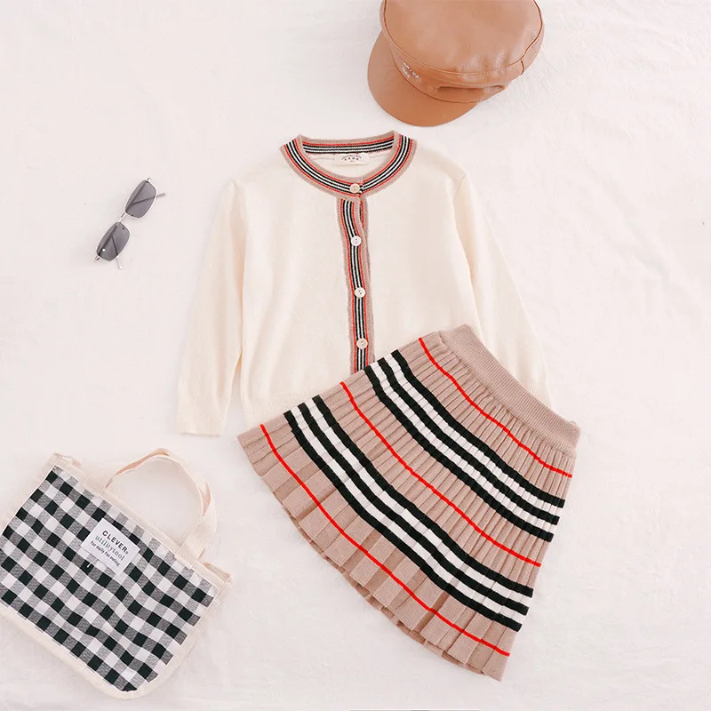 Girls Suit Skirt Autumn Short Skirt Knitted Cardigan Two-piece Suit Kids Clothing for Girls Teen Girls Clothing
Girls Suit Skirt Autumn Short Skirt Knitted Cardigan Two-piece Suit Kids Clothing for Girls Teen Girls Clothing