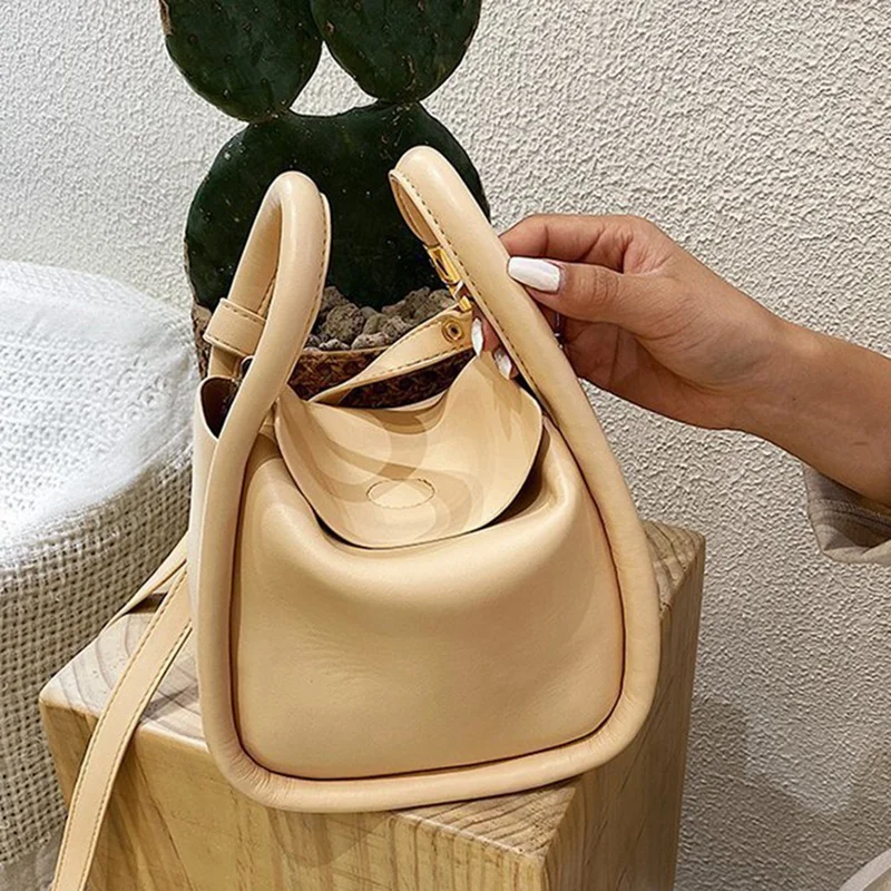 ASDS-Ladies Handbag Leisure Bucket Bag Pu Leather Shoulder Messenger Bag Lady Big Wallet Female Pouch
ASDS-Ladies Handbag Leisure Bucket Bag Pu Leather Shoulder Messenger Bag Lady Big Wallet Female Pouch