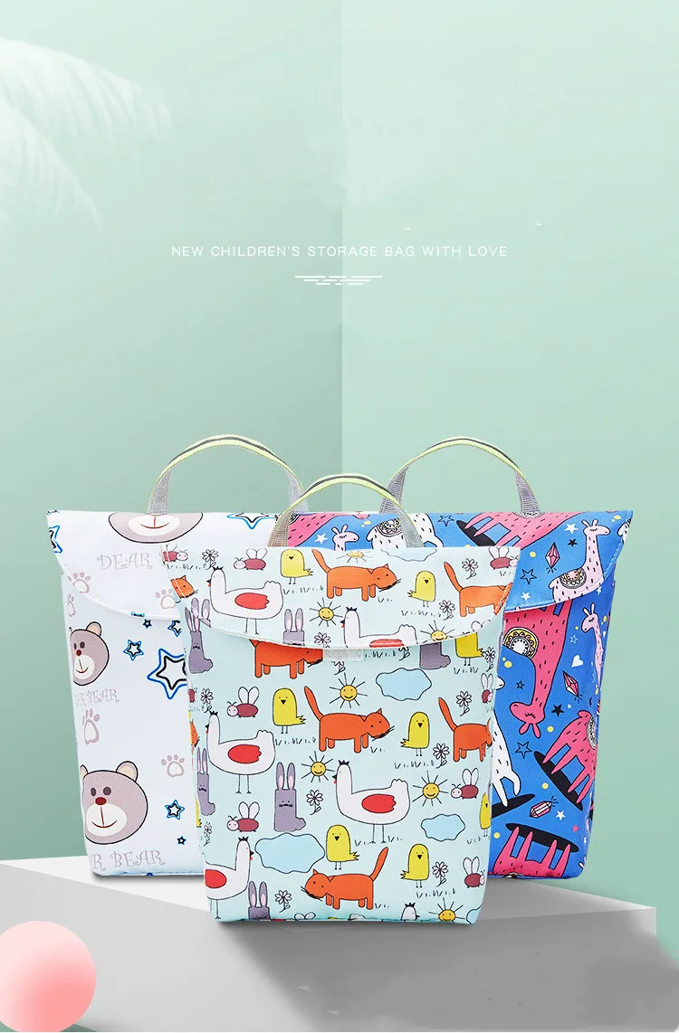Multifunctional baby diaper storage bag waterproof and reusable fashion printing wet/dry cloth mommy travel storage bag diaper
Multifunctional baby diaper storage bag waterproof and reusable fashion printing wet/dry cloth mommy travel storage bag diaper