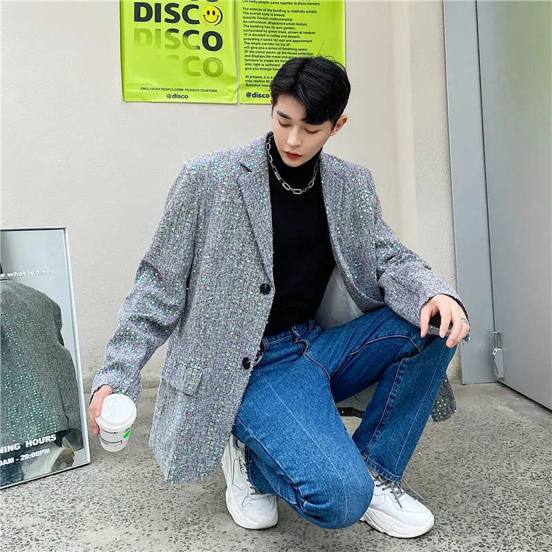 Male Streetwear Vintage Suit Jacket Overcoat Men Embroidery Sequins Stage Fashion Show Loose Casual Suit Blazers Coat Outerwear
Male Streetwear Vintage Suit Jacket Overcoat Men Embroidery Sequins Stage Fashion Show Loose Casual Suit Blazers Coat Outerwear