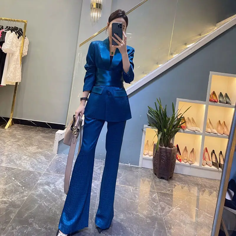 Spring & Autumn Women's Patchwork Blazer Set Elegant 2 Pieces Work Suits Office Ladies Solid Color Blazer Coat with Flare Pants
Spring & Autumn Women's Patchwork Blazer Set Elegant 2 Pieces Work Suits Office Ladies Solid Color Blazer Coat with Flare Pants