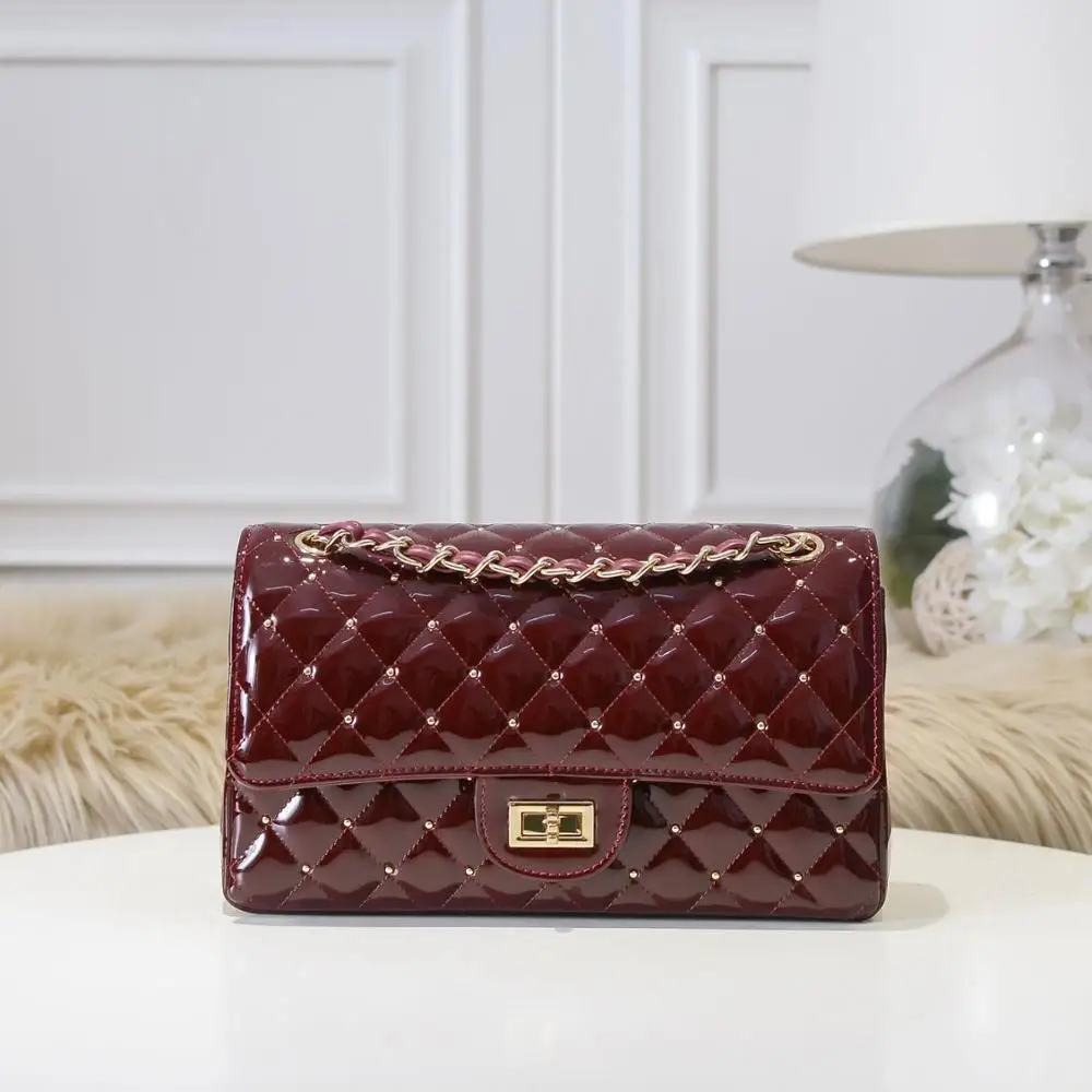 free shipping 2020 the new style mini rivet fashion genuine cow leather women one shoulder bag crossbody bag 2 color 25.5cm
free shipping 2020 the new style mini rivet fashion genuine cow leather women one shoulder bag crossbody bag 2 color 25.5cm