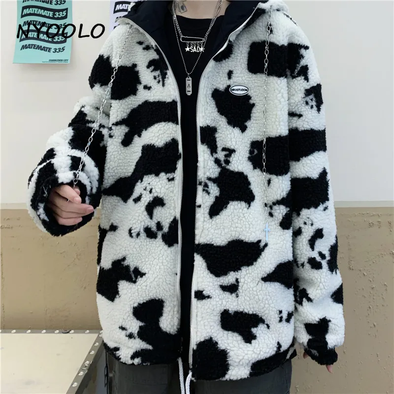 NYOOLO Reversible Cow Pattern Lamb Woolen Zipper Hooded Thicken Chains Padded Jacket Women Winter Street Long Sleeve Warm Coats
NYOOLO Reversible Cow Pattern Lamb Woolen Zipper Hooded Thicken Chains Padded Jacket Women Winter Street Long Sleeve Warm Coats