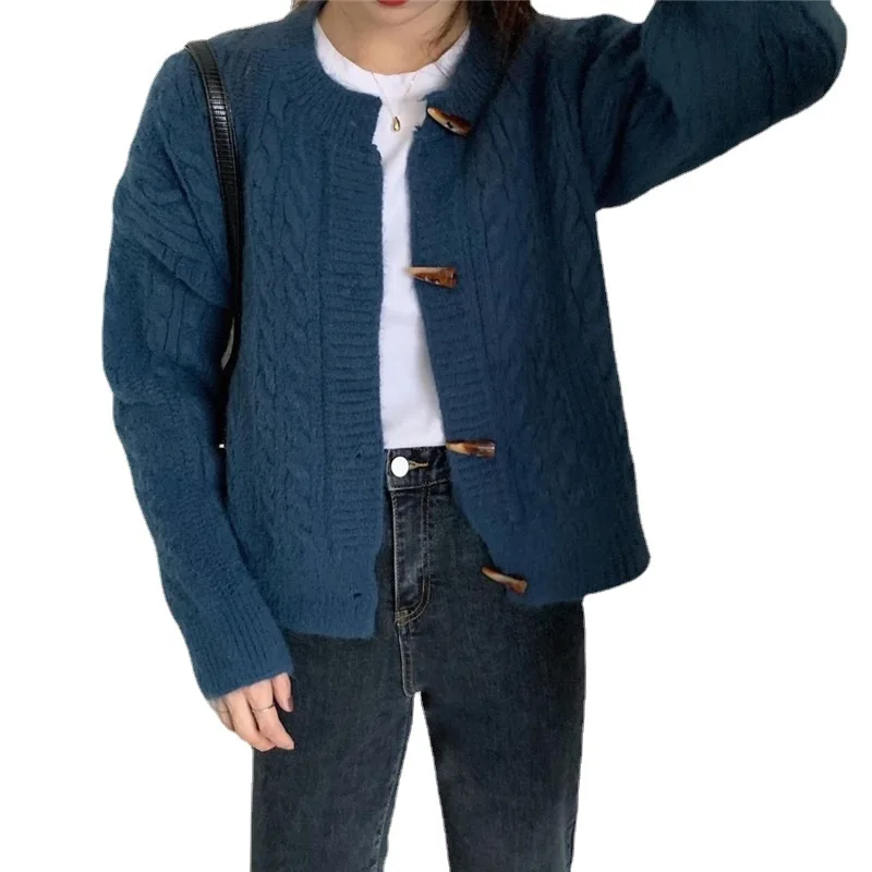 Casual Solid Horn Button Cardigan Women Spring and Autumn Short Round Neck Woman Sweaters Loose Cropped Sweater
Casual Solid Horn Button Cardigan Women Spring and Autumn Short Round Neck Woman Sweaters Loose Cropped Sweater