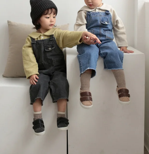 2020 spring children's wear fashion raw edge wide-leg casual suspenders 
2020 spring children's wear fashion raw edge wide-leg casual suspenders