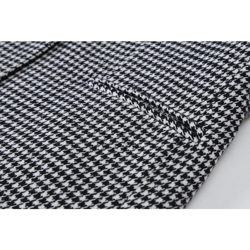 2021 High Quality Women Designer Blazer Jacket Black Plaid Vintage Elegant Single Button Coat Office Ladies Casual Loose Outwear
2021 High Quality Women Designer Blazer Jacket Black Plaid Vintage Elegant Single Button Coat Office Ladies Casual Loose Outwear